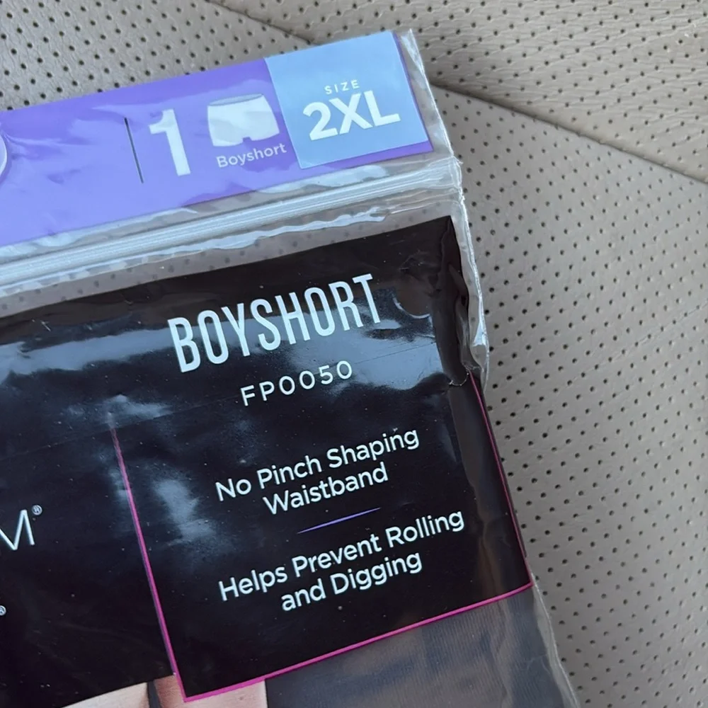 NWT maiden form 2X boyshort shapewear black